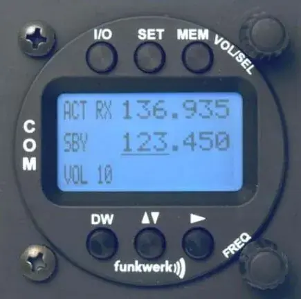 Jetzt Bestellen f.u.n.k.e. AVIONICS Doppelsitzer-Bedienteil ATR833-LCD, 57mm Rundgehäuse