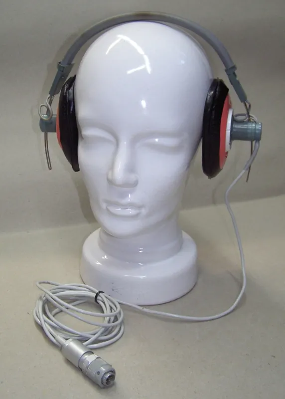 Zertifiziert 01697.8 VEB Funktechnik Dynamischer Stereo-Mono-Hörer