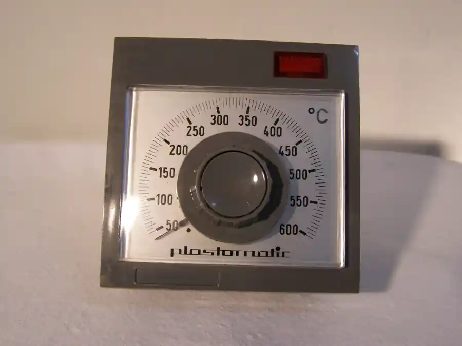 Versand Am Gleichen Tag Plastomatic 0 bis 600 °C 220V 48..60/sec 3,5VA Typ 9404 435 00211