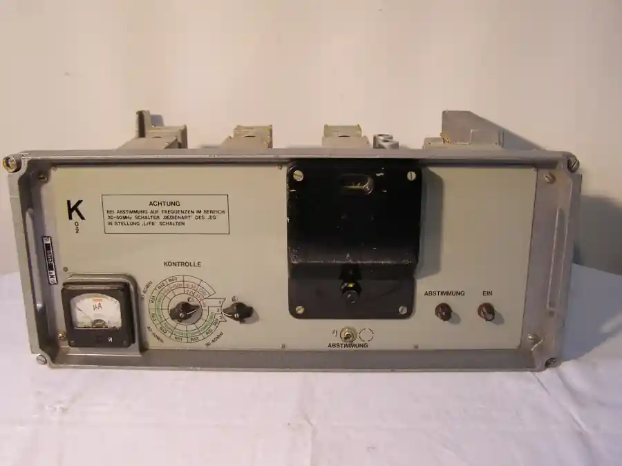 Konverter Einschub für KW-Empfänger R-155U Frequenzbereich 20 .. 59,999 MHz Direktkauf