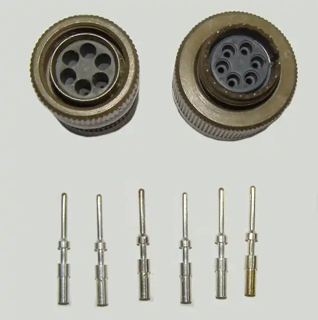 Amphenol Stecker 9228 Cannon-G VG95234M-14S-6PN, 6-polig Abverkauf
