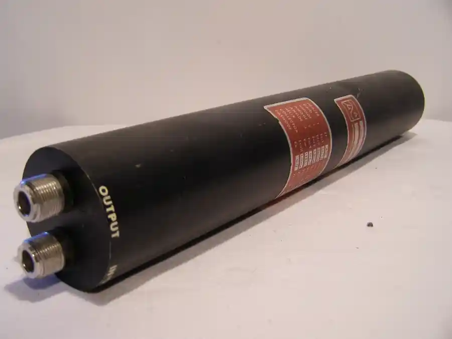 Microwave Electronics Wanderfeldröhre Travelling Wave Tube USN-M5422 Serial 3138 Geprüft