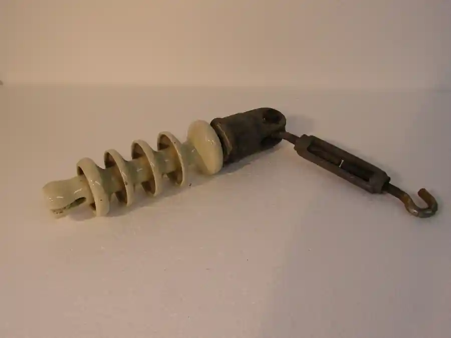 Sonderangebot Antennenisolator für Drahtantennen mit Seilspanner/Spannschloss
