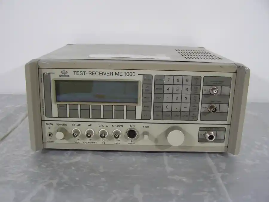 Schomandl Test-Receiver ME 1000 als Ersatzteilträger oder zum selbst reparieren verkauft. Nur Heute