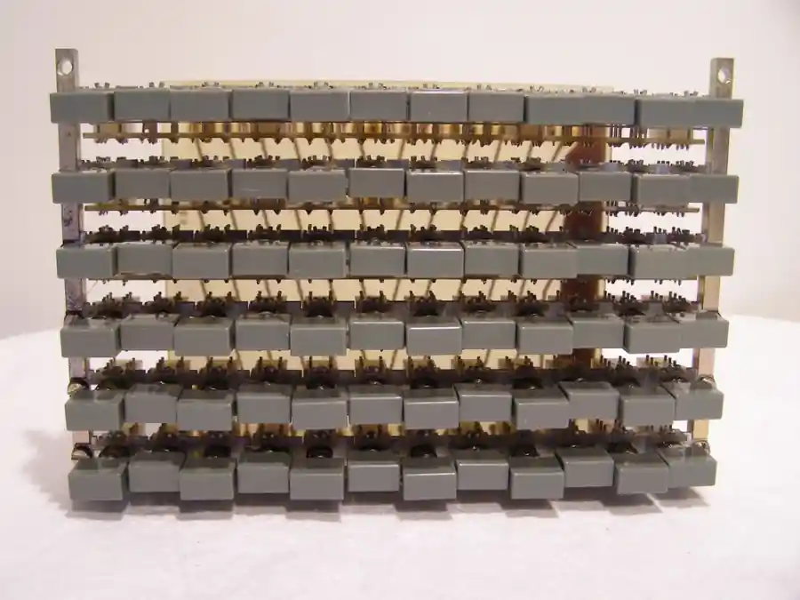 Tastenfeld mit 72 x Mikroschalter Druckschalter Aktuell