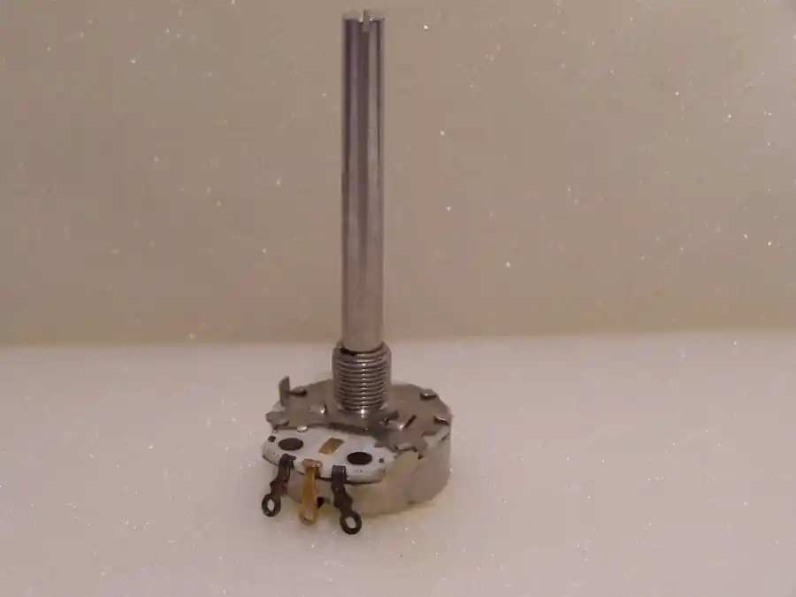 CTS Präzisions-Potentiometer 250 KΩ 4W RV4NAYSK254A Mega-Angebot