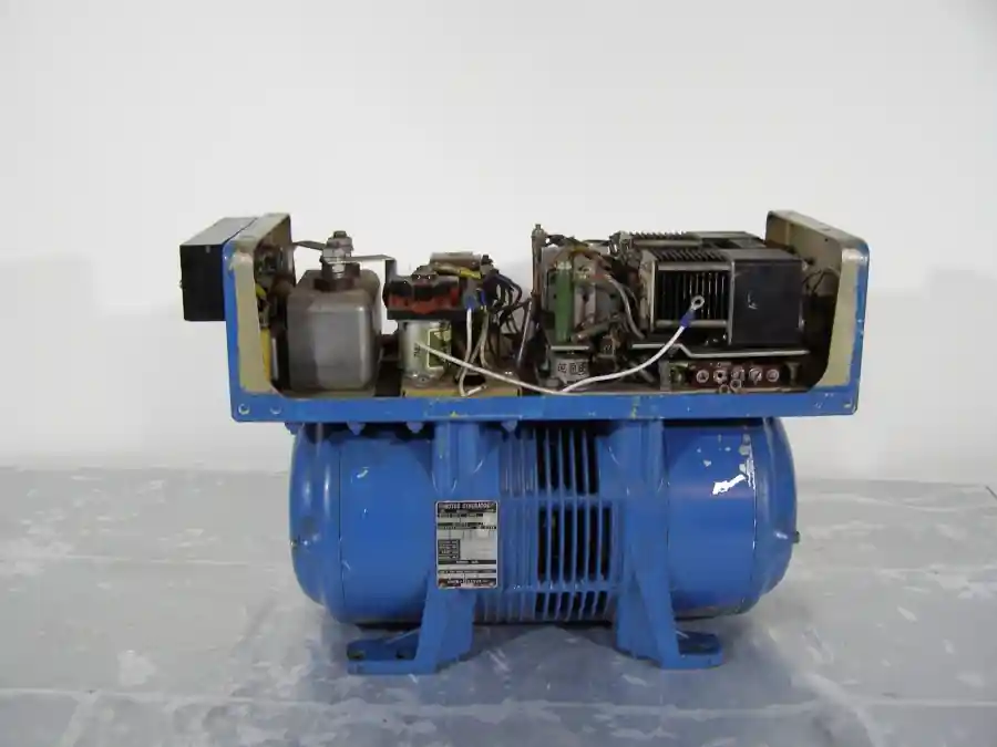 Jack & Heintz Motor Generator Input 27,5 VDC 100A Output 115V 100Hz 1500VA 1PH Garantierte Lieferung