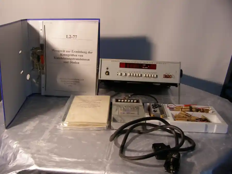 Neu Im Sortiment Circuit Analyzer USSR L2-77 for Low Power Transitor and Diode