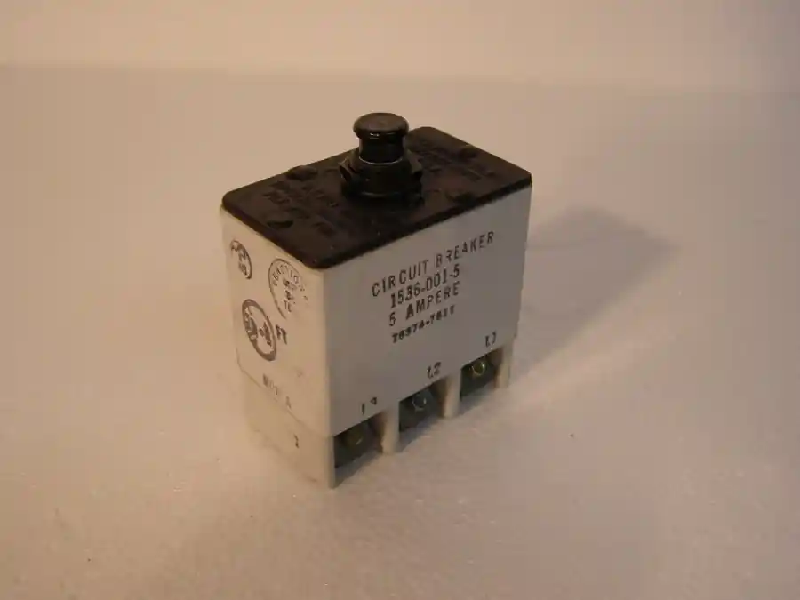 Preisknaller Jackson CIRCUIT BREAKER 1536-001-5 Schutzschalter / Sicherung 5A 3-Phasen