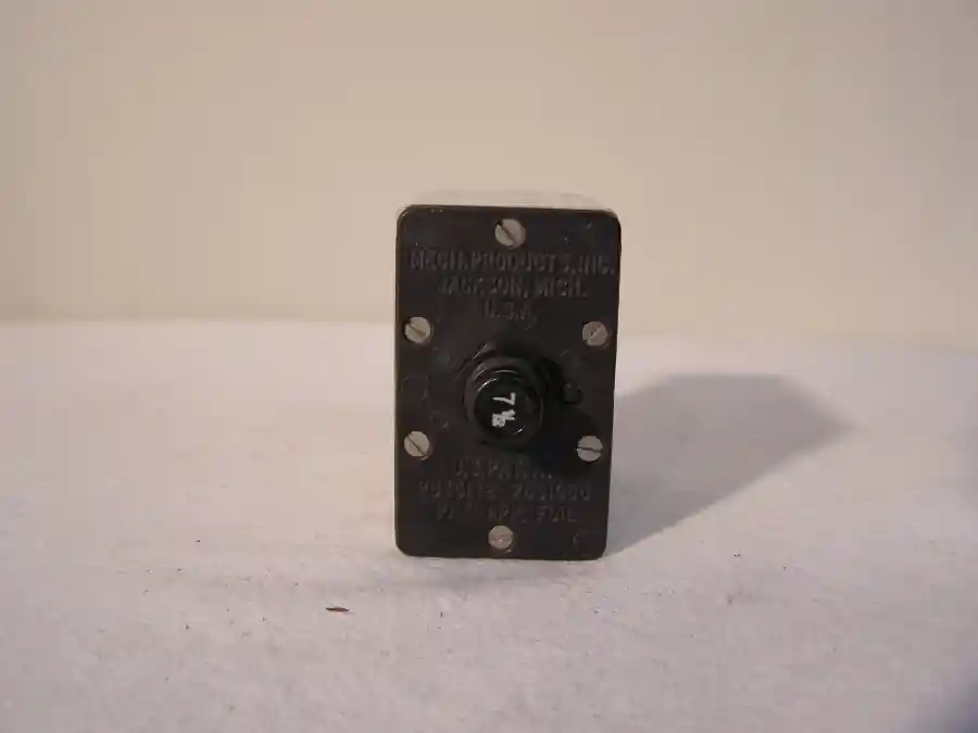 Aktuell Jackson CIRCUIT BREAKER 1536-001-5 Schutzschalter / Sicherung 7,5A 3-Phasen