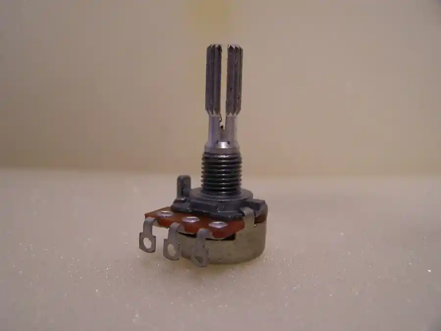 Präzisions-Potentiometer 500 Ω 4 Stück Heißes Angebot