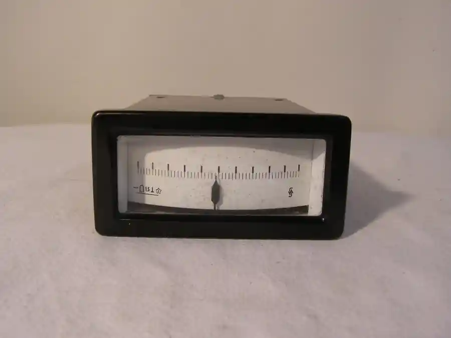 Markenware Siemens Analog-Einbaumessgerät
