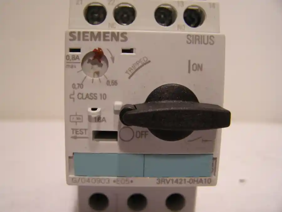 Saisonangebot Siemens SIRIUS Leistungsschalter 3RV1421-0HA10 Max 690 V 50/60 Hz 0,8...0,55A