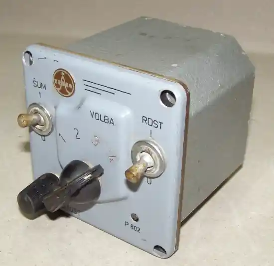 Schneller Versand Tesla Kanal-Schalter LS4/0