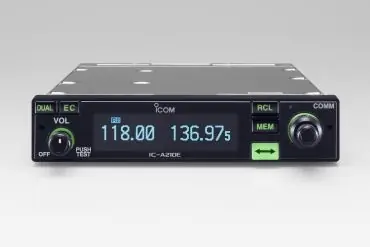 Finale Aktion F.024 ICOM IC-A210E Flugfunkgerät 8,33kHz.