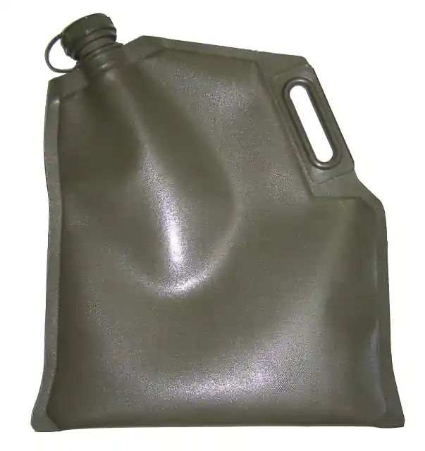 BT.011 Flexibeler Kraftstoff-Kanister Fuel Bladder 7 Liter Must-Have
