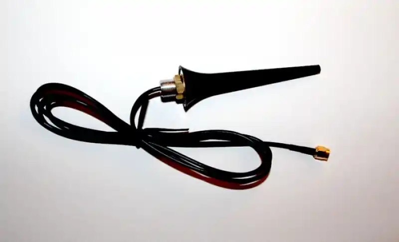 FLA.013.7 Aussenantenne mit 2m Kabel Flarm Zertifiziert