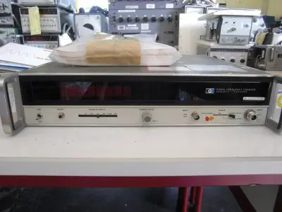 Ausverkauf HP 5340 A Breitband Frequenzzähler