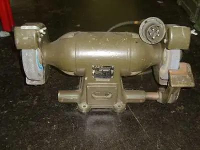 Highlight AEG Doppelschleifmaschine