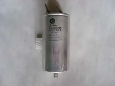 Echt Kondensator 4700 µF