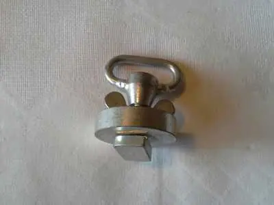 Zurrpunkt-Zurröse für C-Schienen Must-Have