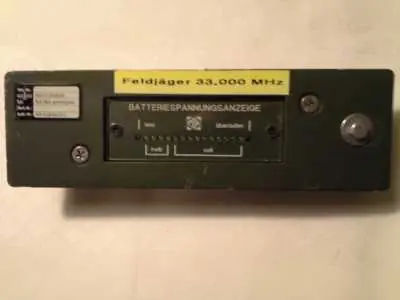 Batteriespannungsanzeiger mit Halt. Aktuell