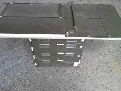 Abverkauf Original Einbauschrank mit Arbeits-o.Montierplatte für Dornier-o.Zeppelinkabinen