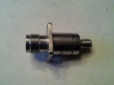 Neue Kollektion BNC-Adapter mit 4-Loch Flansch