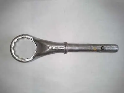 Neue Ware Zug-Ringschlüssel SW 55 gekröpft