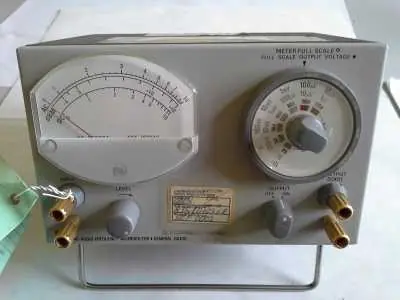 Markenprodukt Kalibrator,Audio Level 1346 Audio Frequency Microvolter General