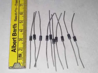 Garantierte Lieferung 10 x Diode SPB 0405-4 K5435