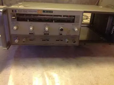 Meistverkauft Hewlett Packard 8620C Sweep Oszillator