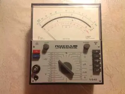 Kracherpreis Meratronik V-640 Multimeter mit Zubehör