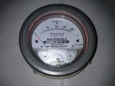Jetzt Bestellen Dwyer Magnehelic Differenzdruckanzeiger für Sauerstoff