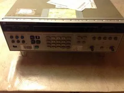 Neue Ware Hewlett Packard 3325 A Synthesizer-Funktionsgenerator