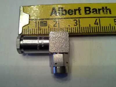 5 x SMA Winkelstecker M39012/56-3009 Preis Gesenkt