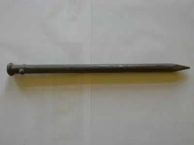 Erdnägel für Geroh-Mast 400mm lang Begrenztes Angebot