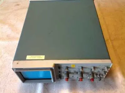 Tektronix 2213 60 MHz 2 Kanal Oszilloscope incl SV-Kabel Top-Preis