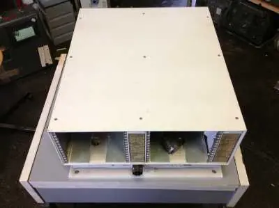 Rohde & Schwarz Einschubteil für UHF S/E-Gerät-Transceiver 30 W Preisknaller