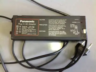 Expressversand Panasonic Plug-In AC Adapter Model VW-A11E für Kameras
