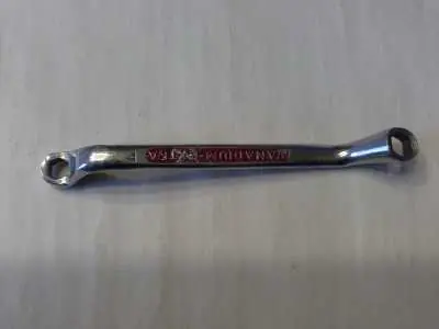 Begrenztes Angebot Doppel-Ringschlüssel gekröpft 4/4,5