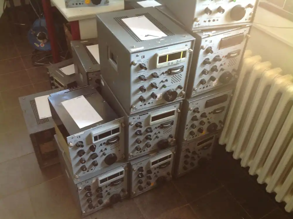 Abverkauf AEG-Telefunken Kurzwellen-Empfänger E 863 KW/2 Defekt