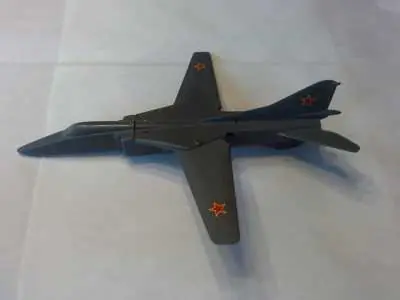 Modell FLOGGER D (MiG-27) Ausbildungsmat. der BW Sichere Zahlung