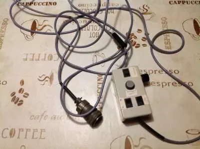 Kontrolgerät mit ca. 2m Kabel und Spezialstecker Top-Angebot
