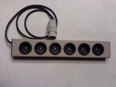 Kracherpreis Steckdosenleiste 6-fach mit Spezialstecker