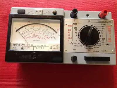 Russisches Messgerät U 4342-M1 Finale Aktion