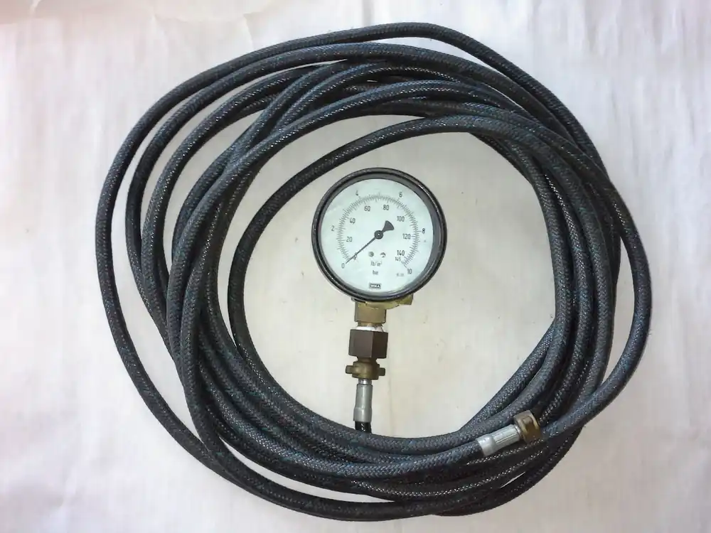 Letzte Chance Druckluftschlauch Ø 12 mm mit Manometer - Länge 7 m