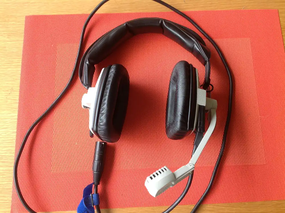 Kopfhörer/Headset Beyerdynamic DT 109 Weiße Ausführung Jetzt Kaufen