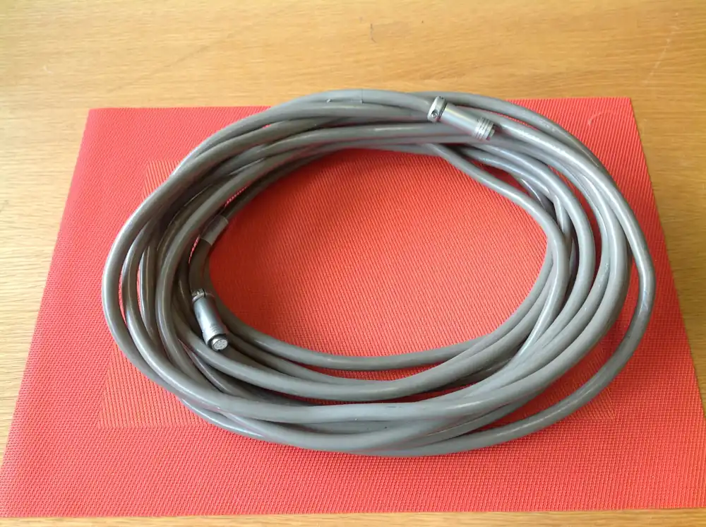 Anschlusskabel für Base Station Ikegami Typ BS-500 10 m lang Neu
