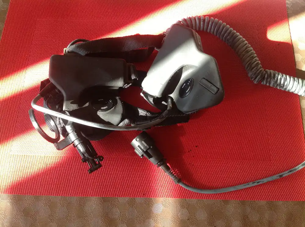 Kopfhörer-Headset Typ H-390/A1 mit Stecker Typ U77 Neu